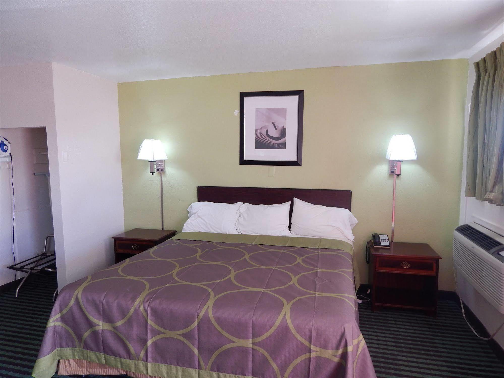 Executive Inn Форт Стоктън Екстериор снимка