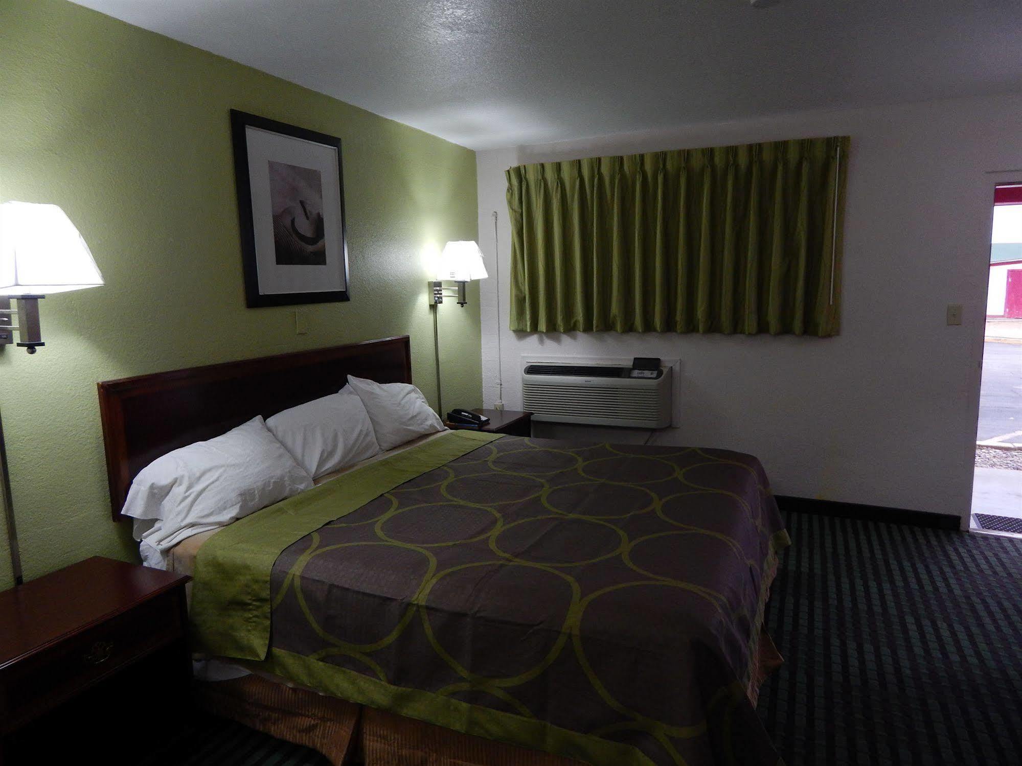 Executive Inn Форт Стоктън Екстериор снимка