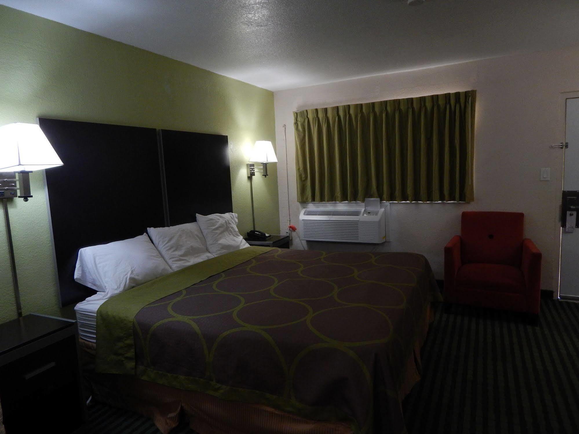 Executive Inn Форт Стоктън Екстериор снимка