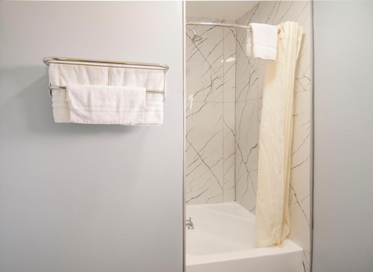 Executive Inn Форт Стоктън Екстериор снимка