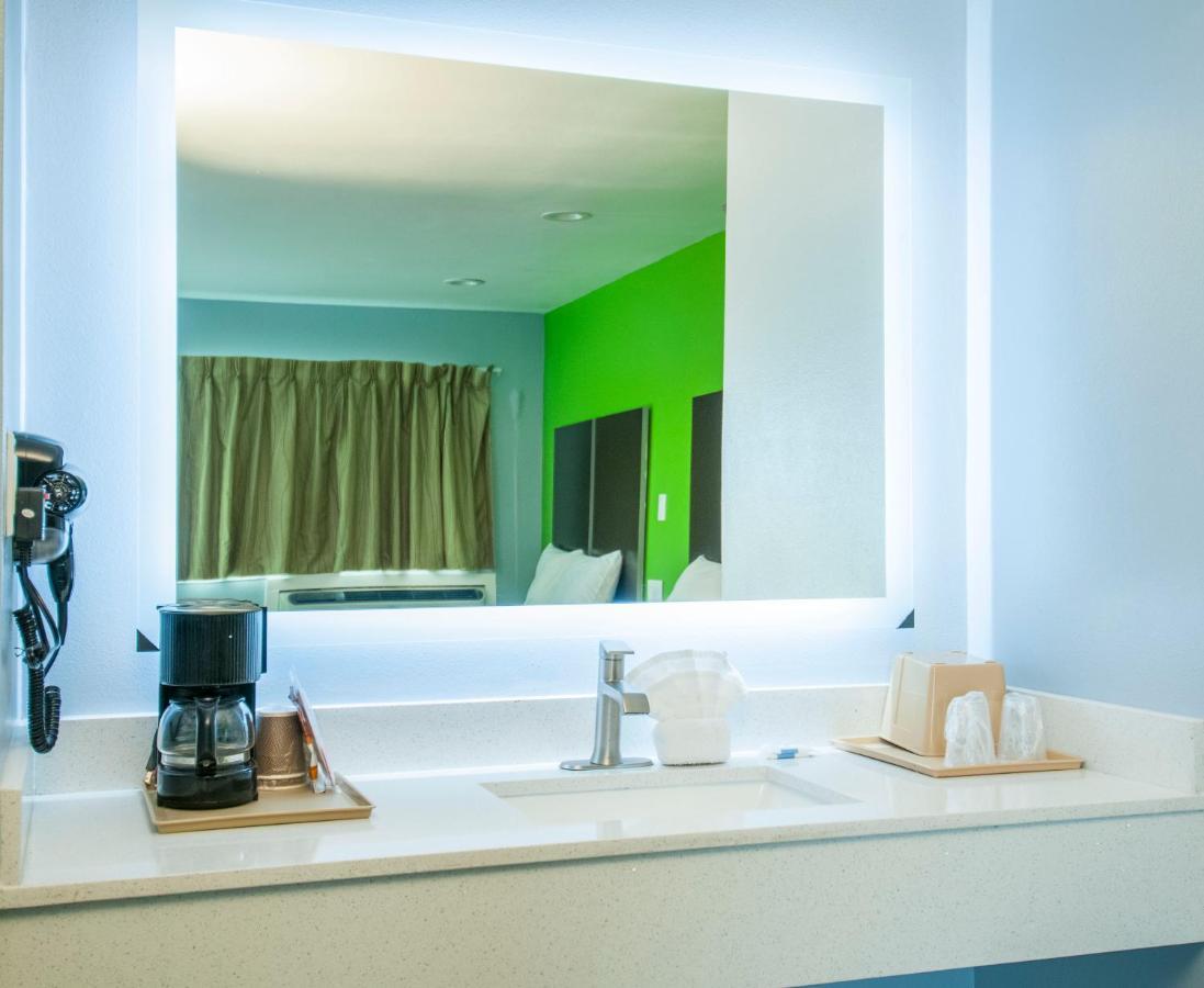 Executive Inn Форт Стоктън Екстериор снимка