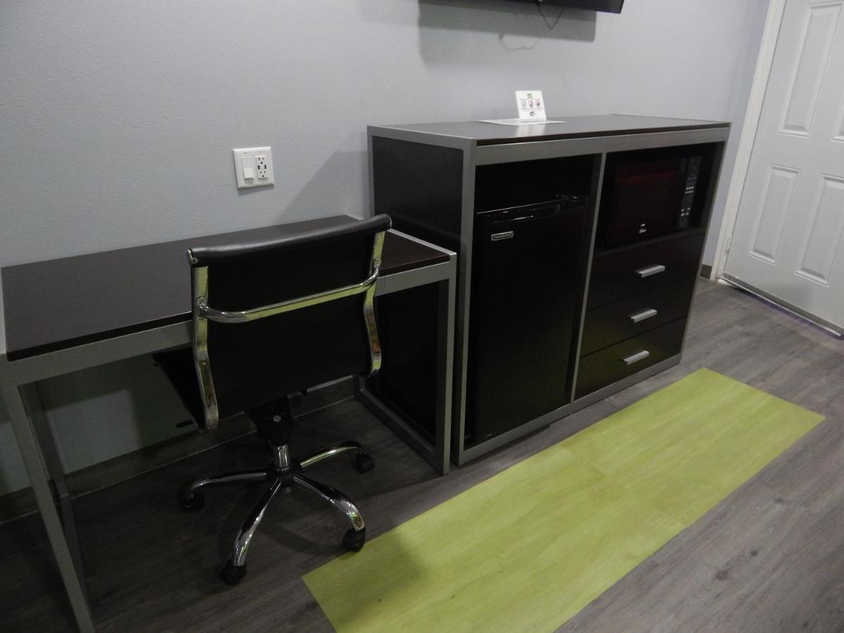 Executive Inn Форт Стоктън Екстериор снимка
