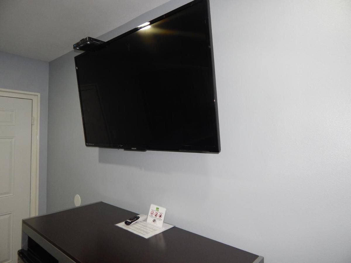 Executive Inn Форт Стоктън Екстериор снимка